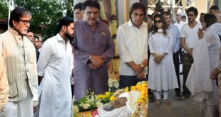 Bollywood Actors in Funeral